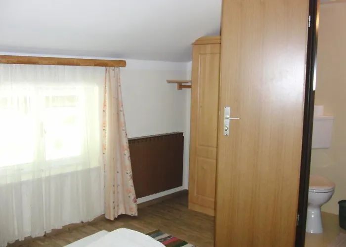 Gastehaus Loithaler Bed & Breakfast *