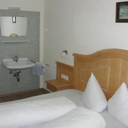 Panzió Gaestehaus Loithaler *