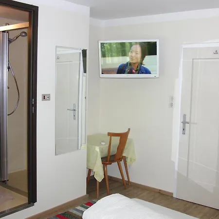 Panzió Gaestehaus Loithaler Fügen