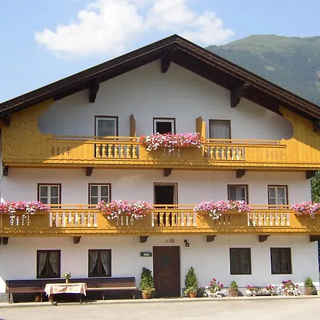 Panzió Gaestehaus Loithaler Fügen