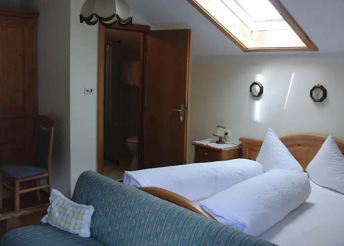 فندق مبيت وإفطار Gaestehaus Loithaler فغن