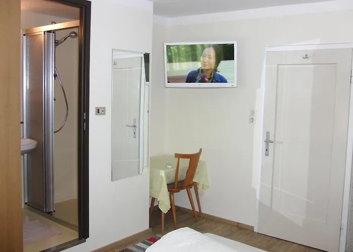 Bed & Breakfast Gastehaus Loithaler Fuegen