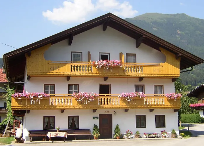 Bed & Breakfast Gastehaus Loithaler Fuegen